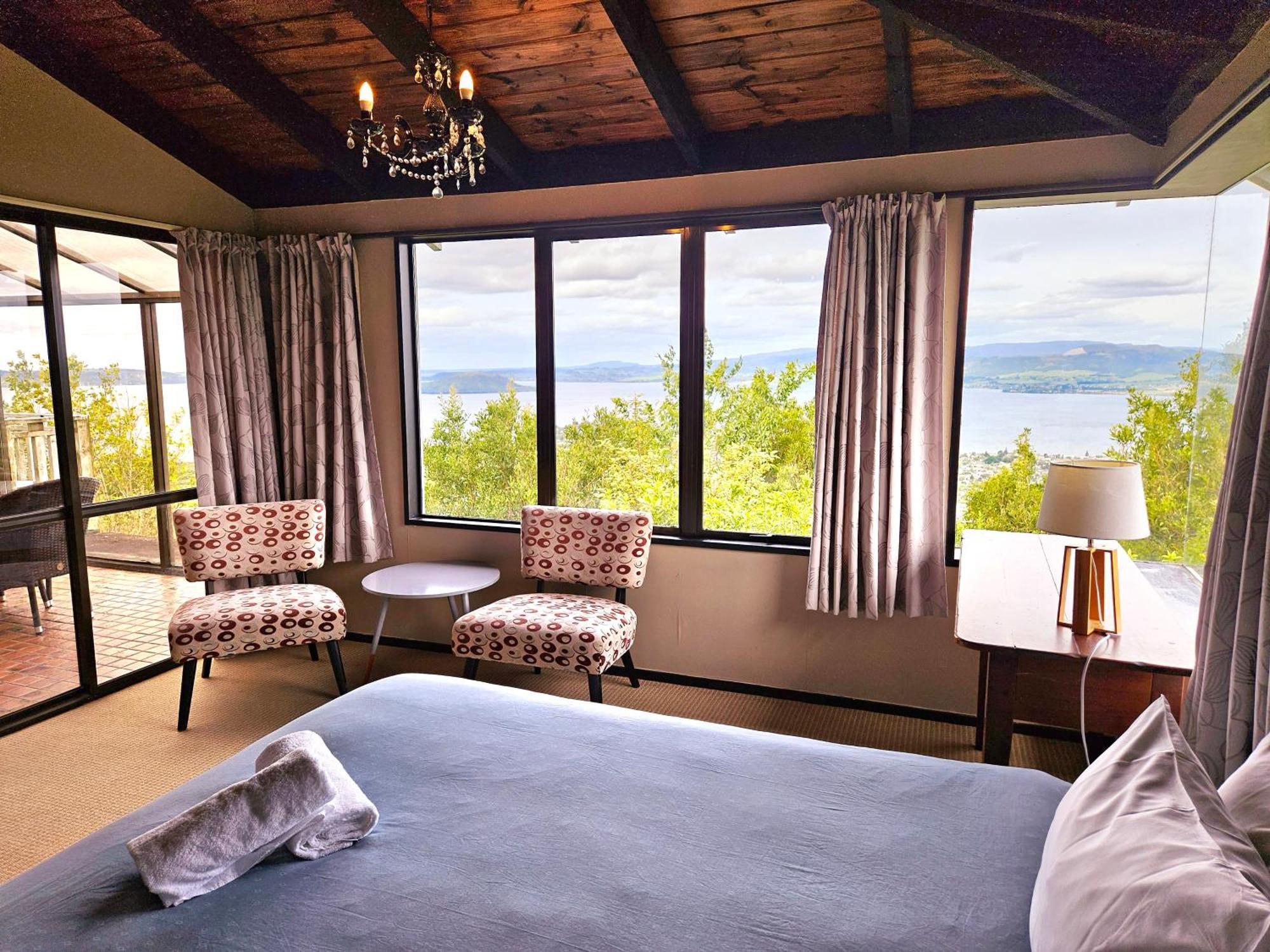 Aorangi Mountain Lodge ロトルア エクステリア 写真